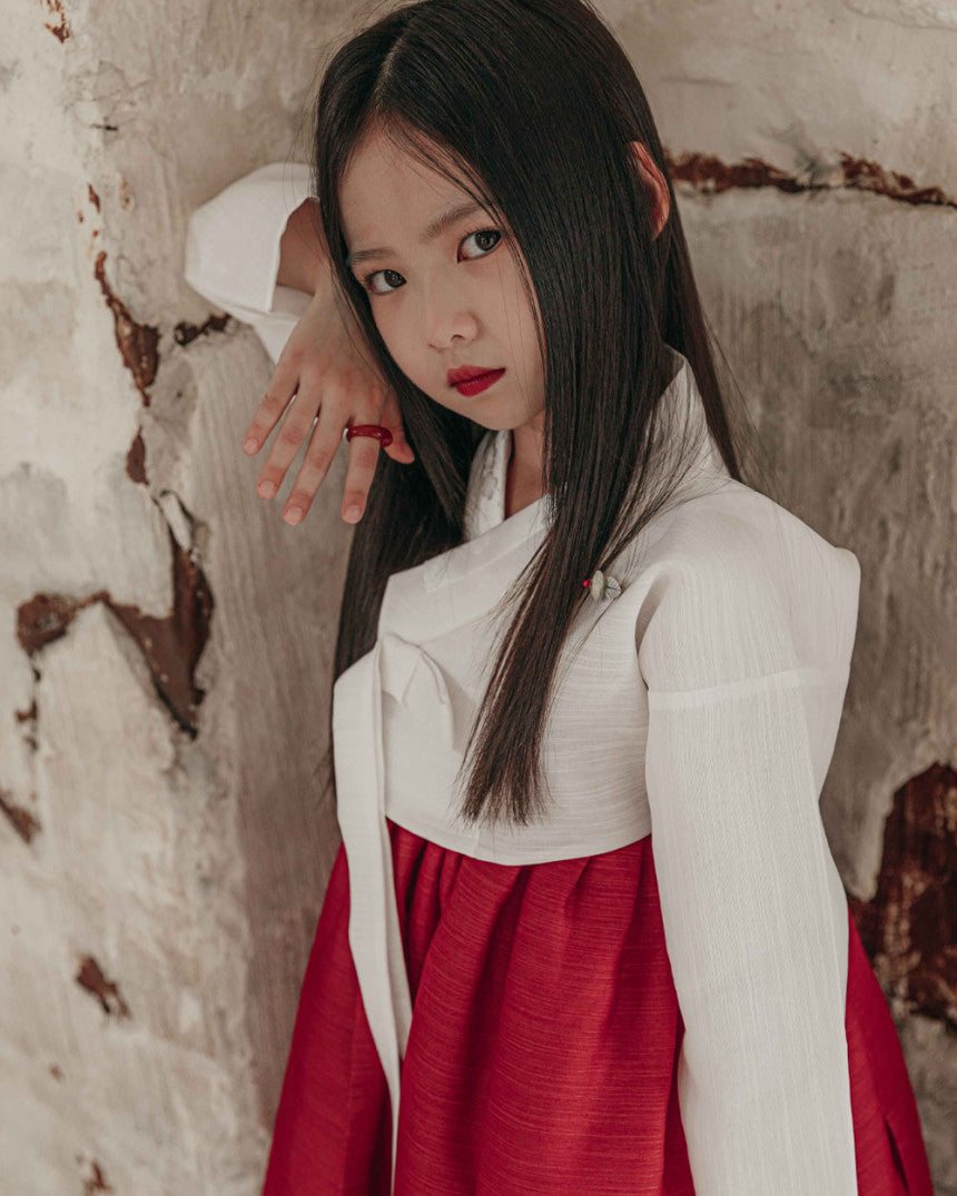 Gumiho Red Girl Hanbok (100D-8YR)