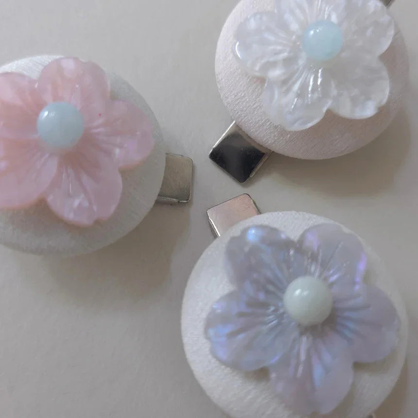 Pure Petal Hairpin - Native Korean