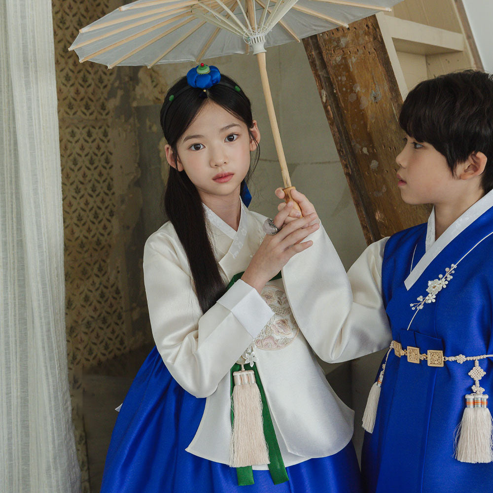 Yoonseo Blue Girl Hanbok (100D-10YR)