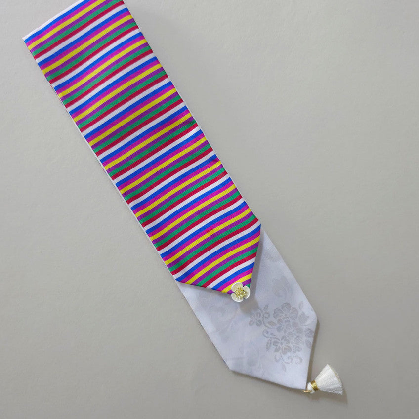 White Saekdong Hair Tie.