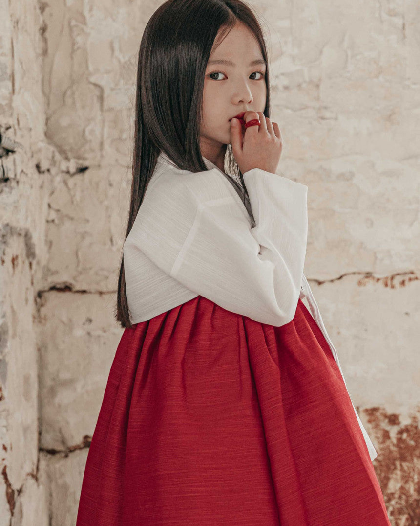 Gumiho Red Girl Hanbok (100D-8YR)