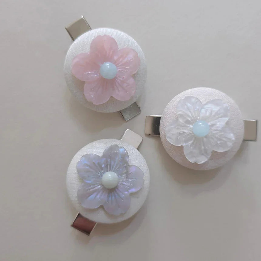 Pure Petal Hairpin - Native Korean