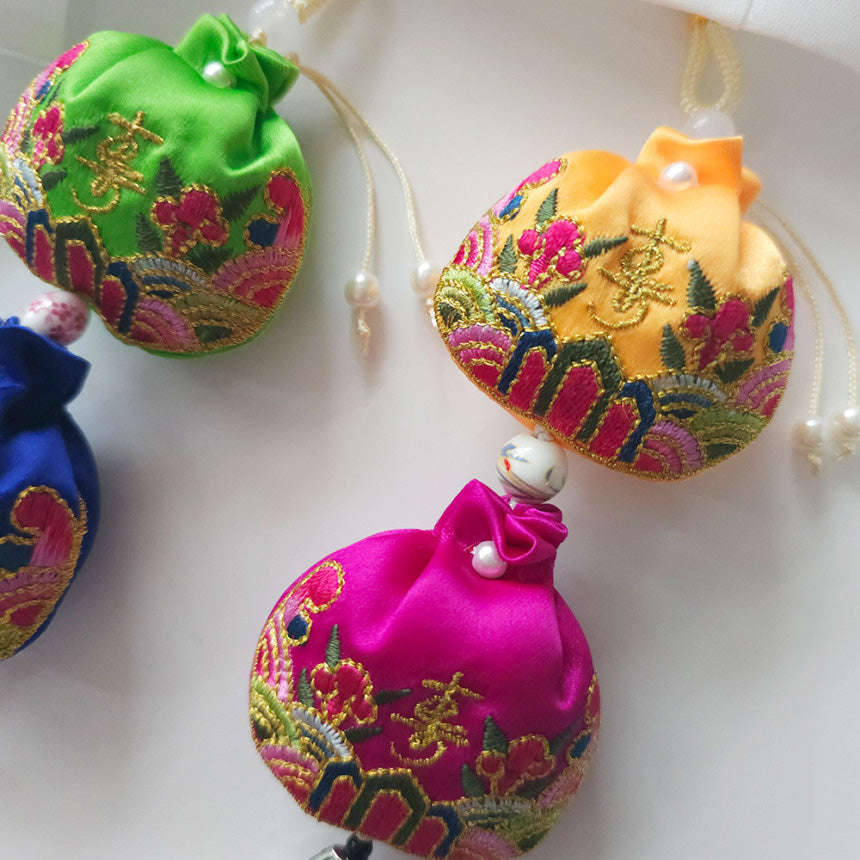 Embroidered Lucky Pouch Norigae