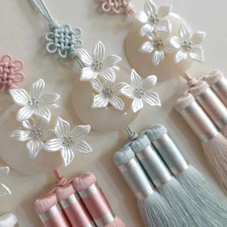 Trio Floral Tassel Norigae