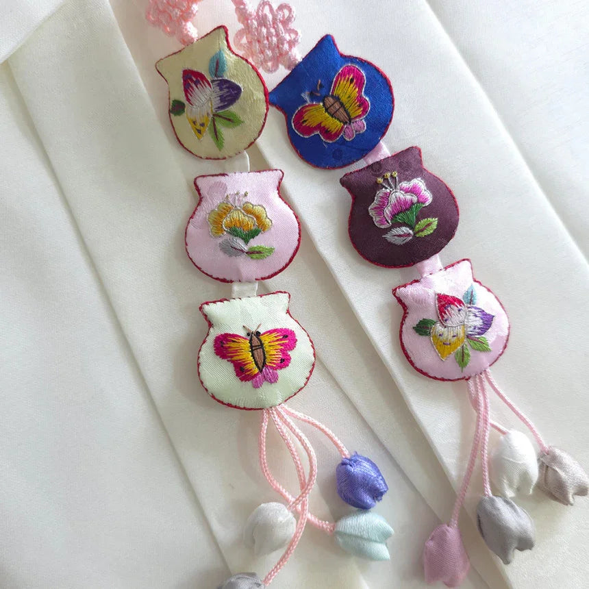 Embroidered Pouch Norigae - Native Korean