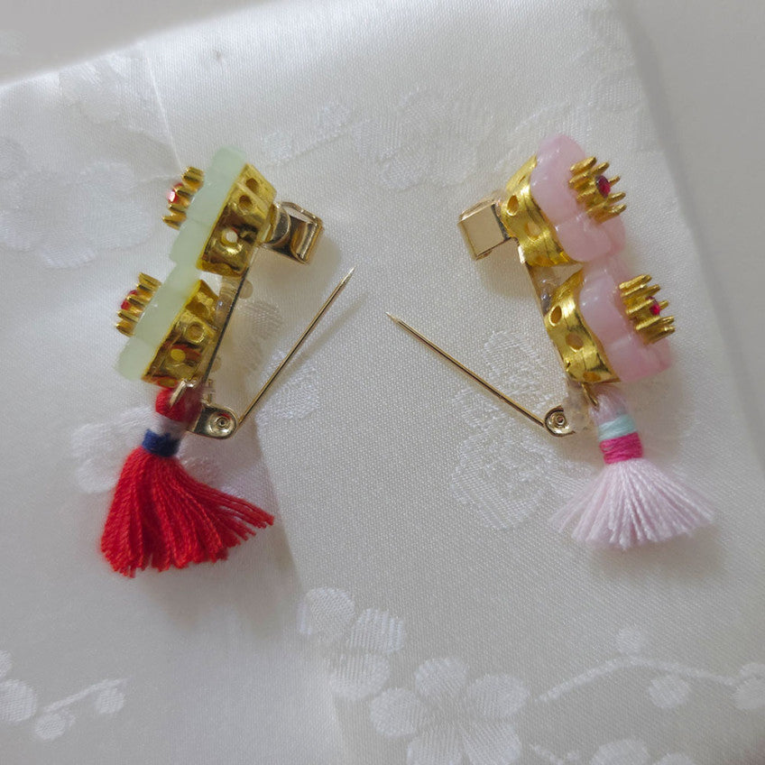 Star Tassel Brooch