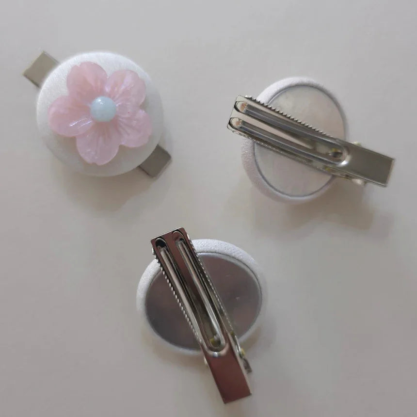 Pure Petal Hairpin - Native Korean