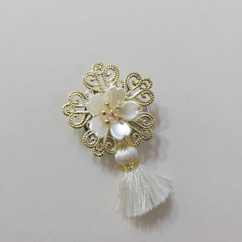 Bloom Tassel Brooch