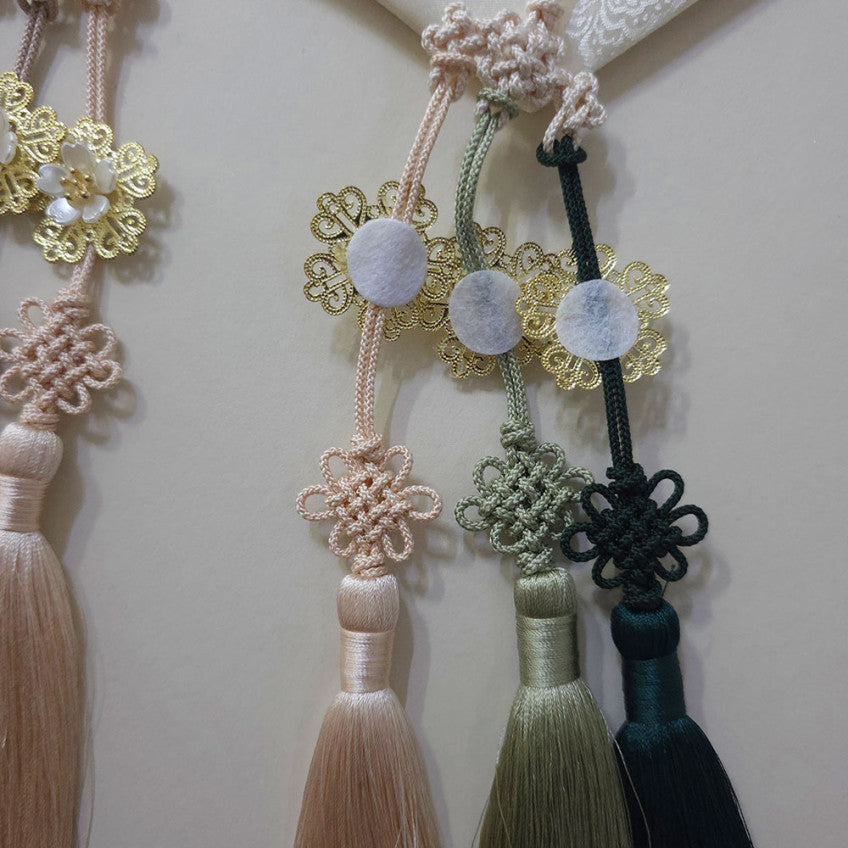 Bloom Trio Tassel Norigae