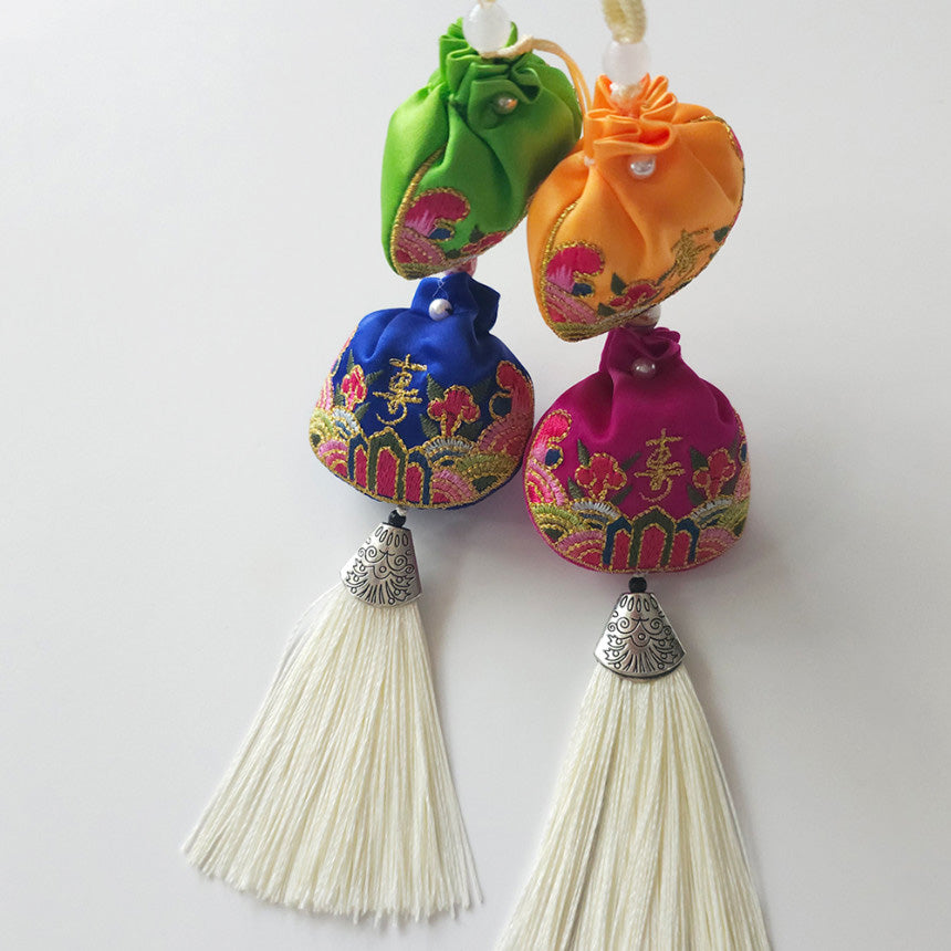 Embroidered Lucky Pouch Norigae