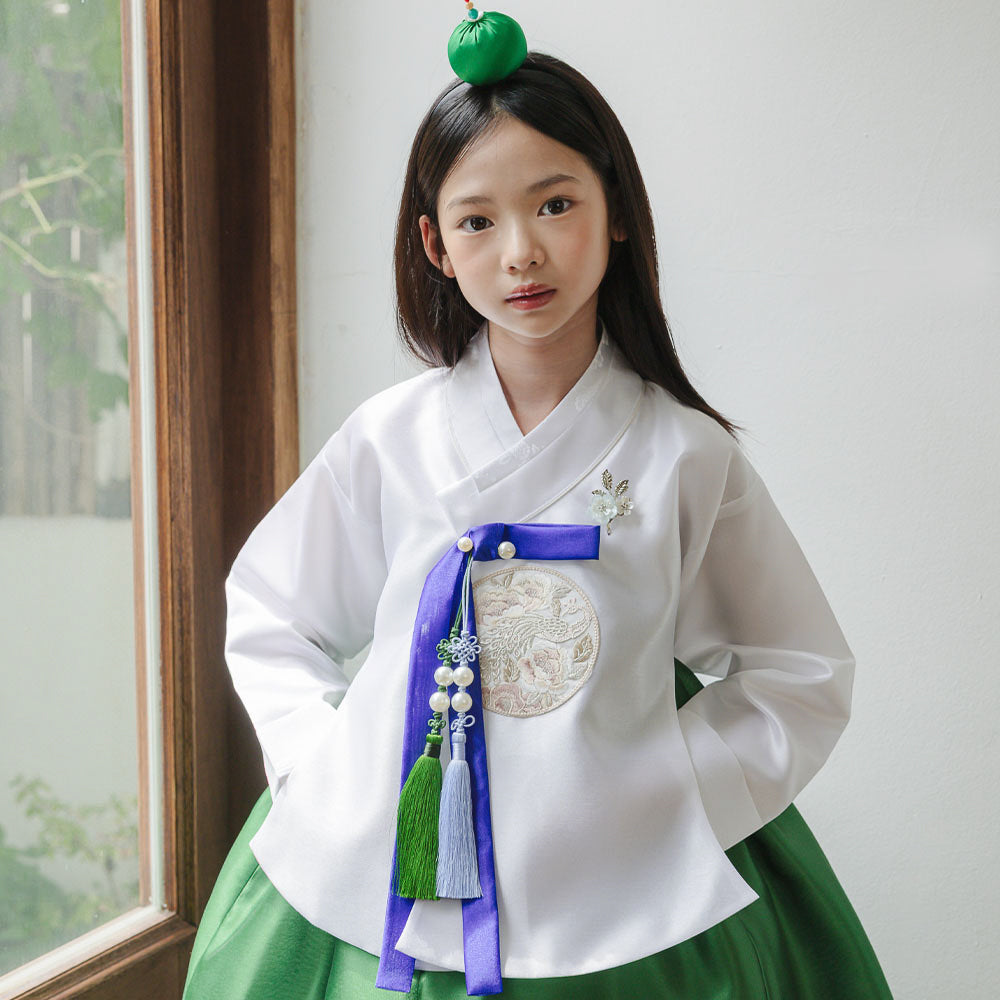 Yoonseo White Green Girl Hanbok (100D-10YR)