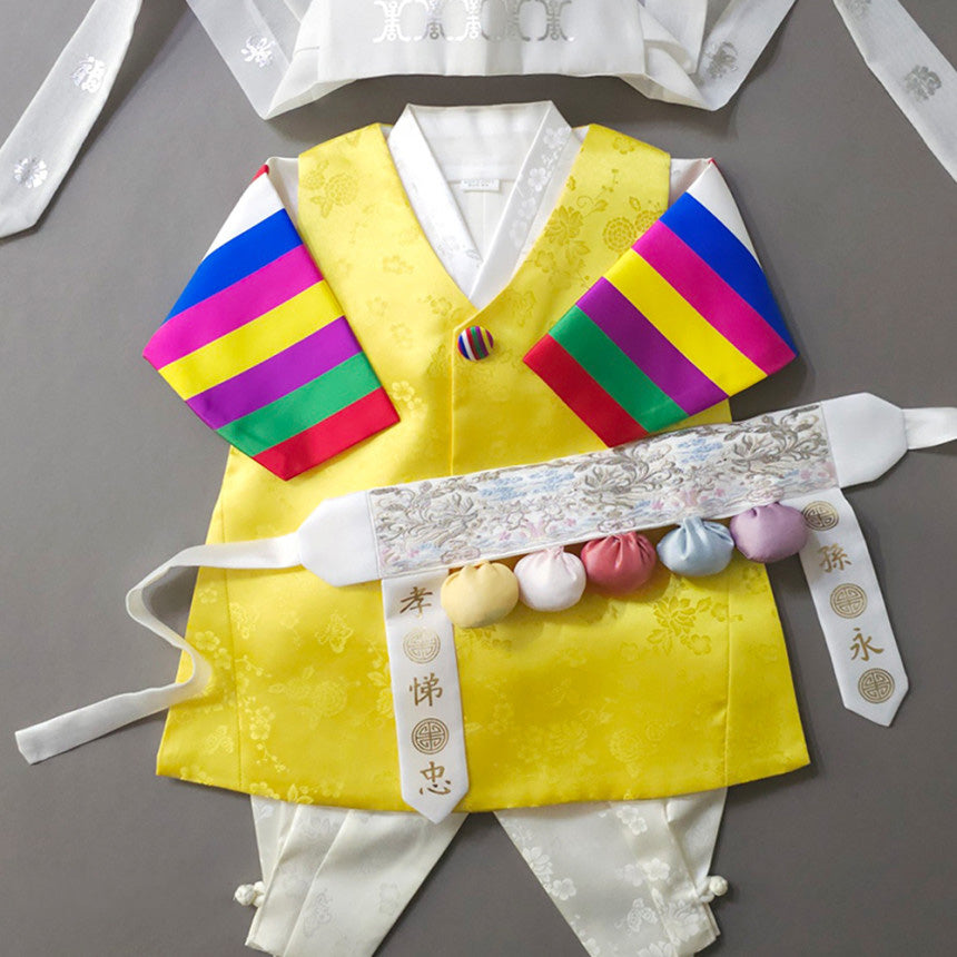 Hoo Yellow Boy Hanbok (100D-1YR)