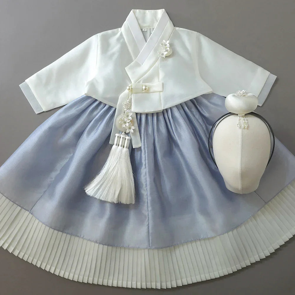 Lynn Sky Girl Hanbok (100D-10YR) - Native Korean