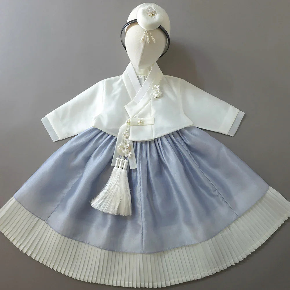 Lynn Sky Girl Hanbok (100D-10YR) - Native Korean