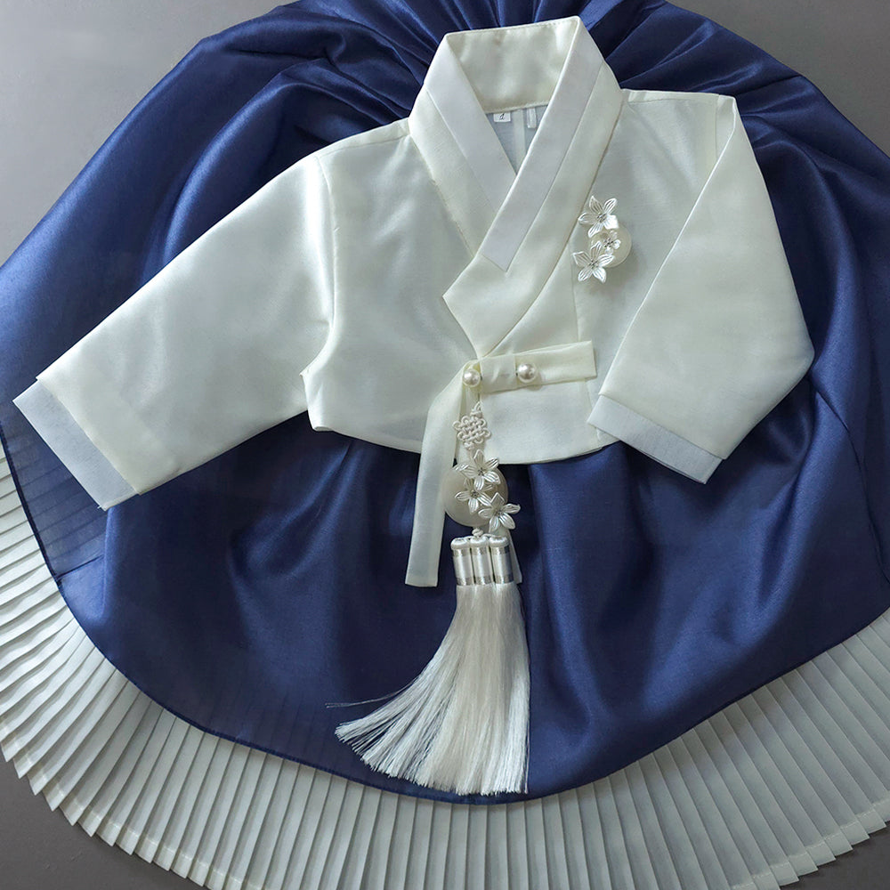 Lynn Blue Girl Hanbok (100D-10YR)