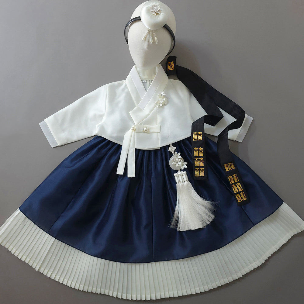 Lynn Navy Girl Hanbok (100D-10YR)