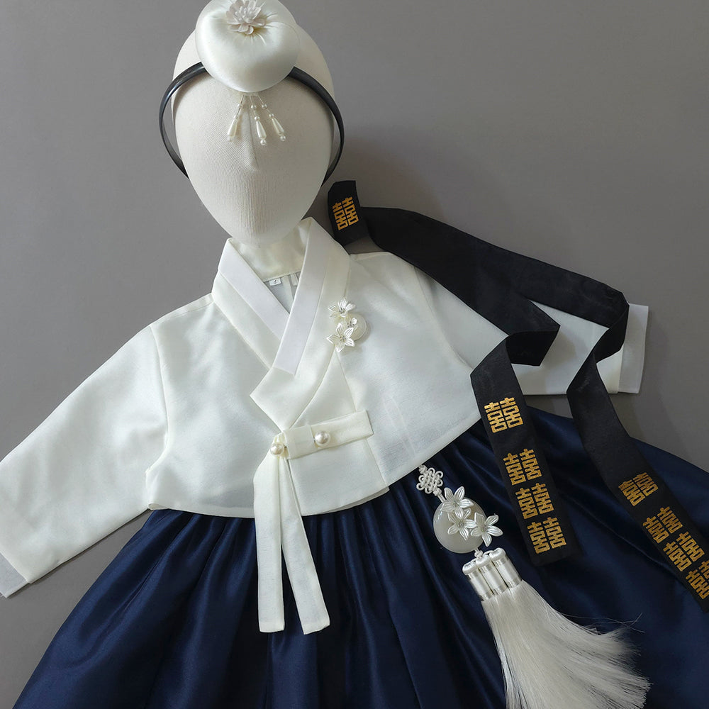 Lynn Navy Girl Hanbok (100D-10YR)