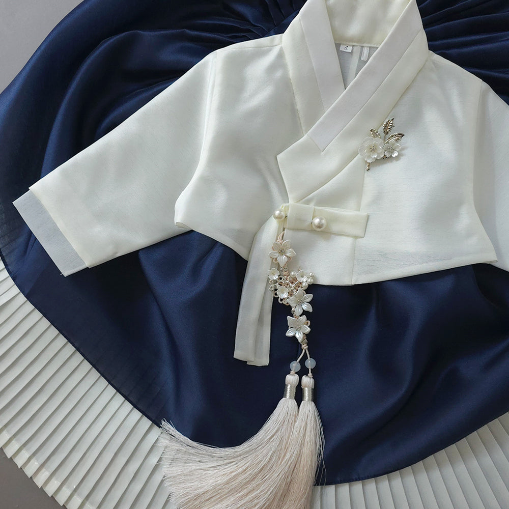 Lynn Navy Girl Hanbok (100D-10YR)
