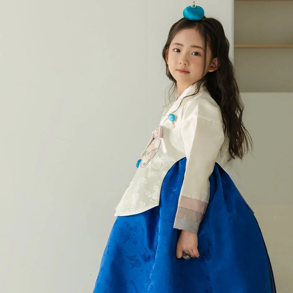 Yunjae Dangui Blue Skirt Girl Hanbok (100D-15YR) - Native Korean