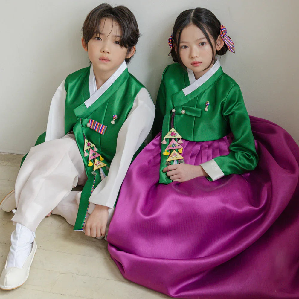 Dongjoon Saekdong Green Boy Hanbok (1-12YR) - Native Korean