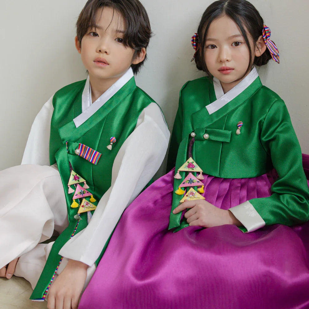 Dongjoon Saekdong Green Boy Hanbok (1-12YR) - Native Korean