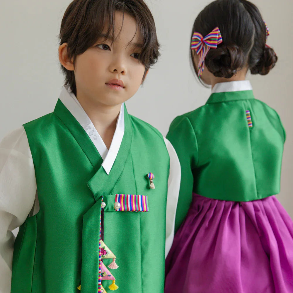 Dongjoon Saekdong Green Boy Hanbok (1-12YR) - Native Korean