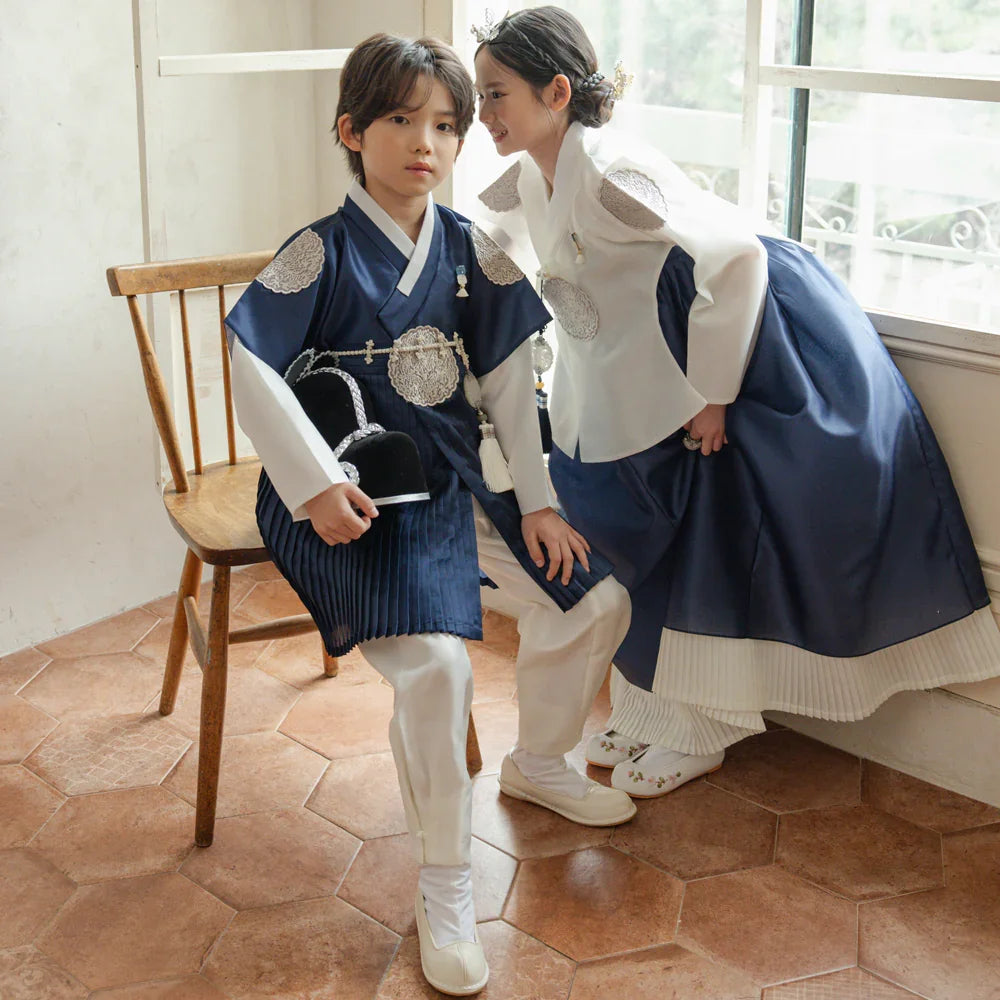 Sungbin Pleated Navy Girl Hanbok (100D-10YR) - Native Korean