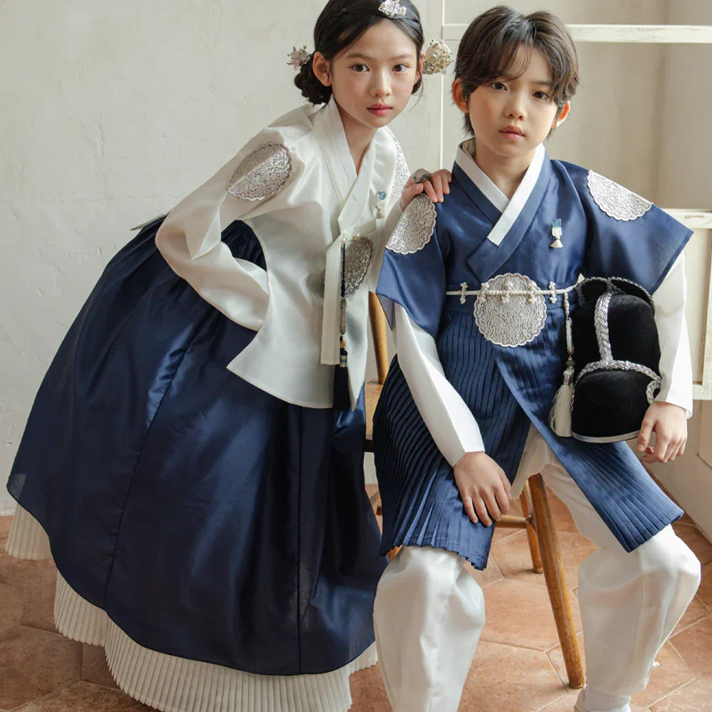 Sungbin Pleated Navy Girl Hanbok (100D-10YR) - Native Korean