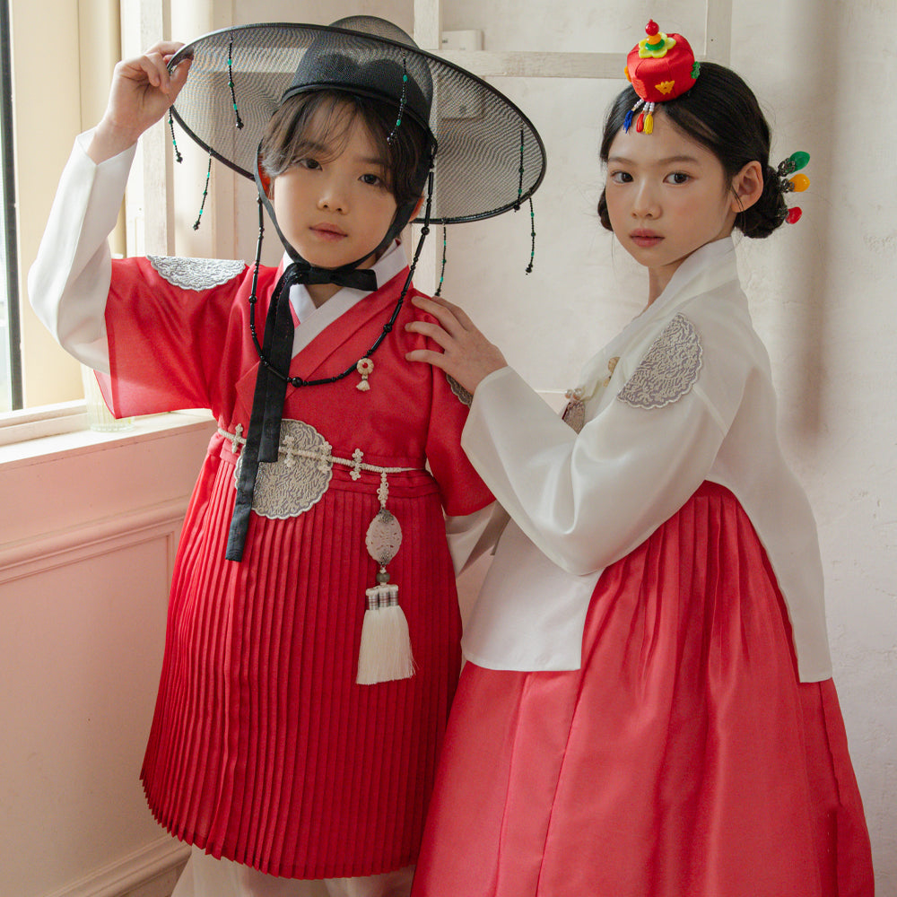 Sungkoon Pleated Red Boy Hanbok (100D-10YR)