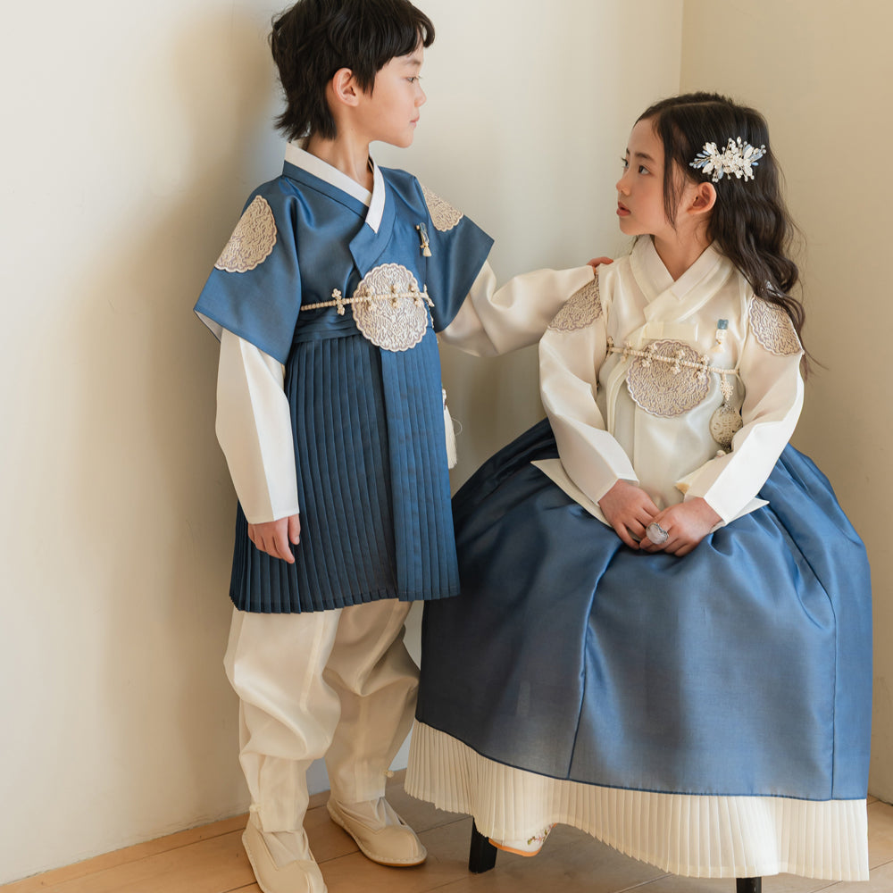 Sungbin Pleated Blue Girl Hanbok (100D-10YR)