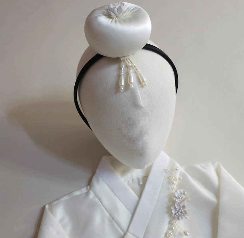 Blossom Pearl Cushion Headband - Native Korean
