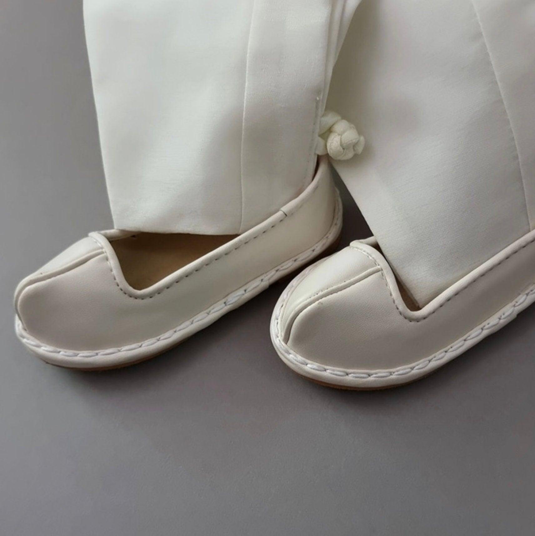 Cream Boy Hanbok Shoes (130~220mm) - Native Korean