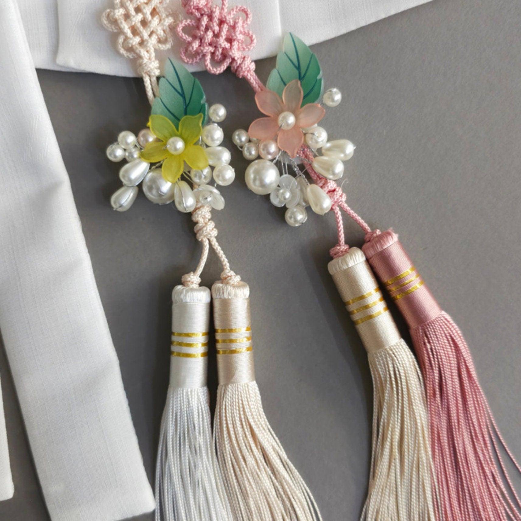 Cute Pearl Flower Tassel Norigae - Native Korean