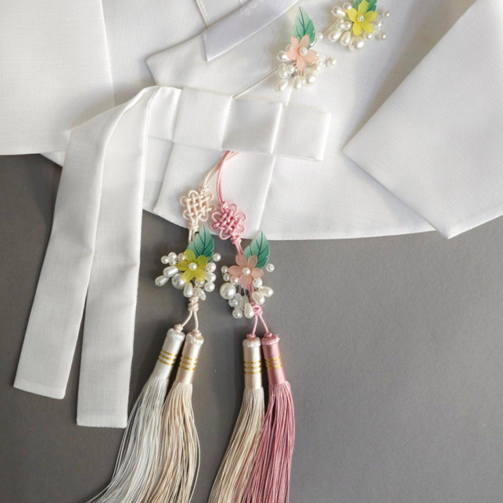 Cute Pearl Flower Tassel Norigae - Native Korean