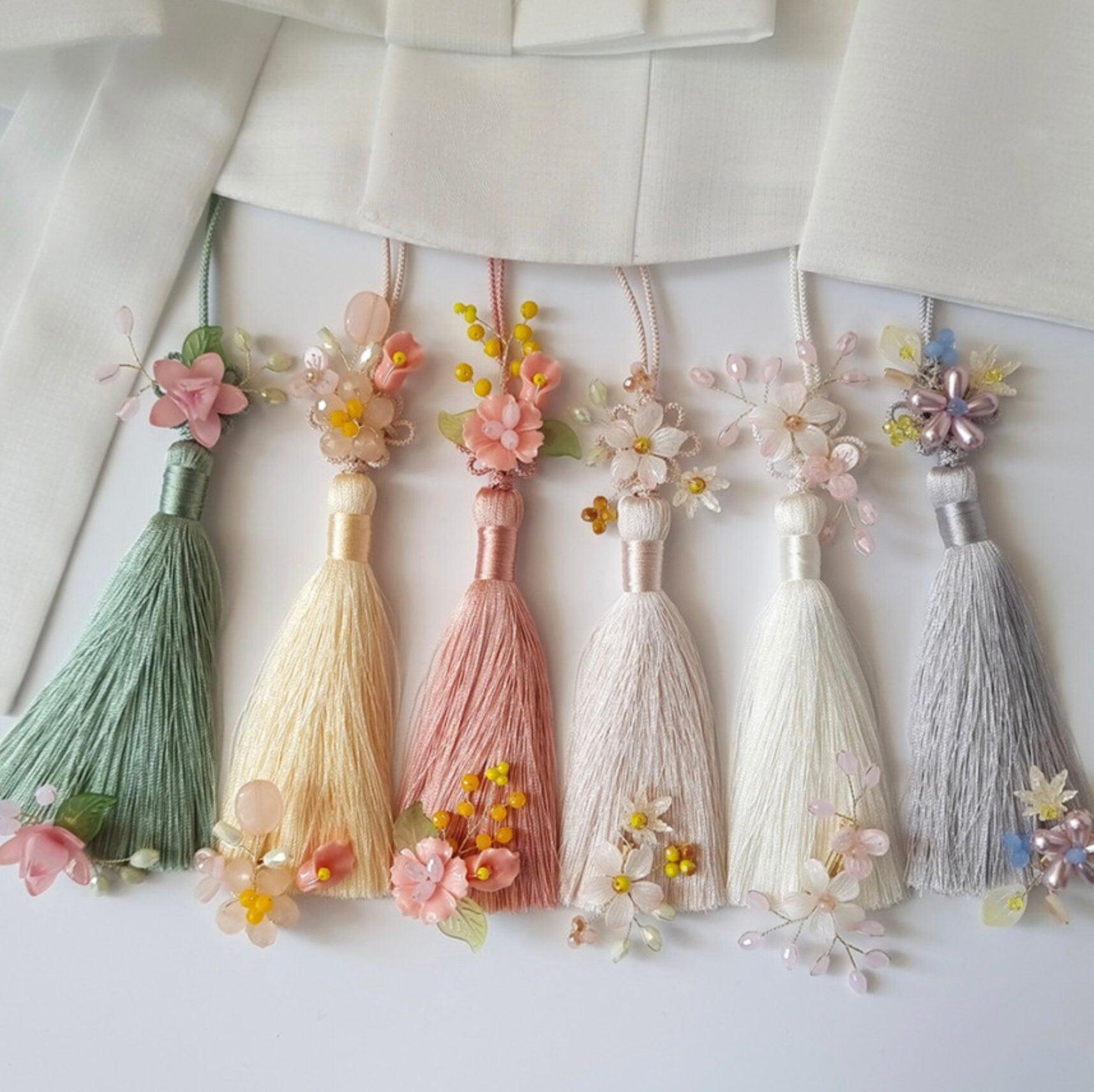 Cutie Floral Tassel Norigae W/Brooch Set - Native Korean