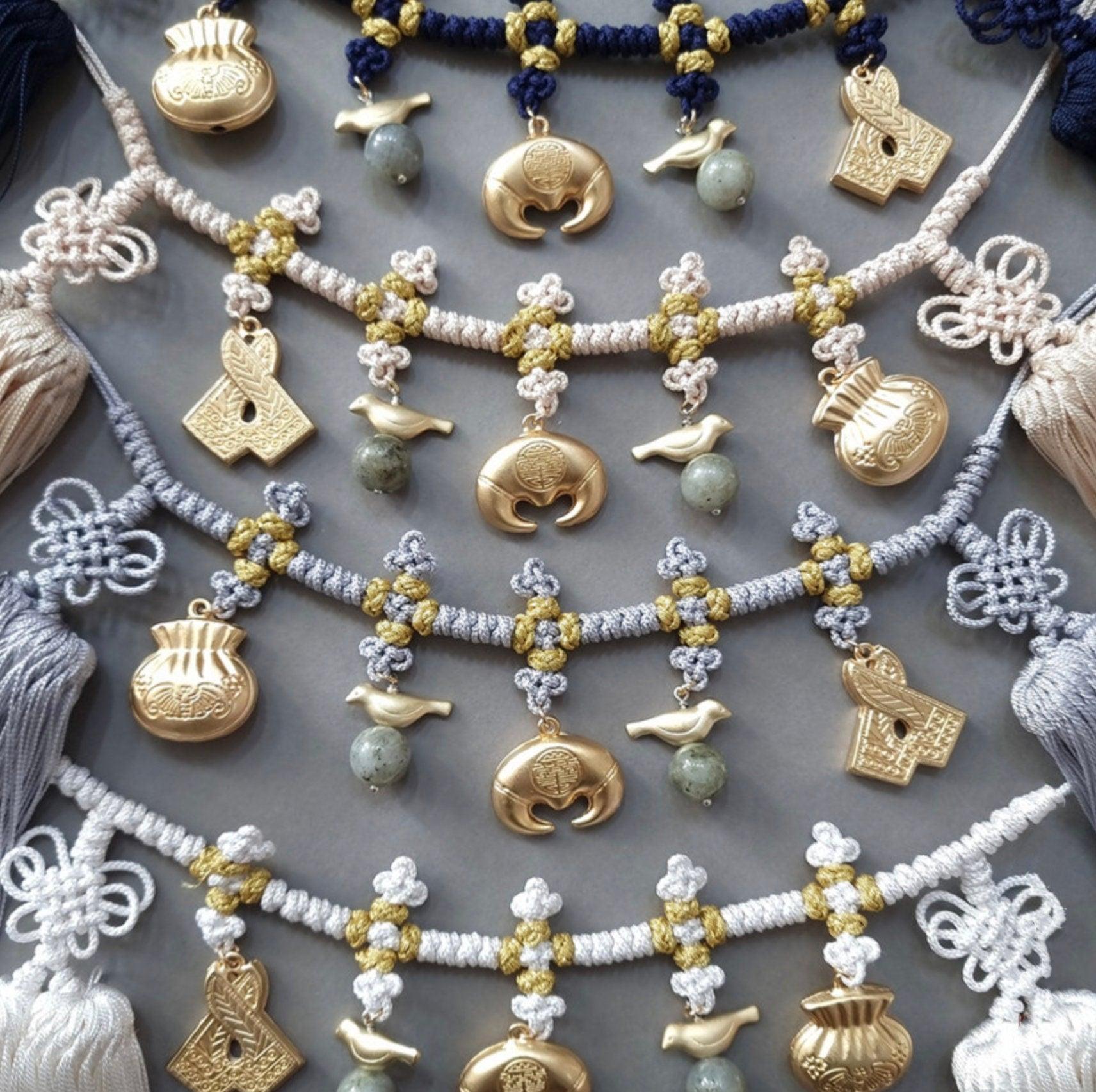 Gold Traditional Ornaments Tassel Belt - Native Korean