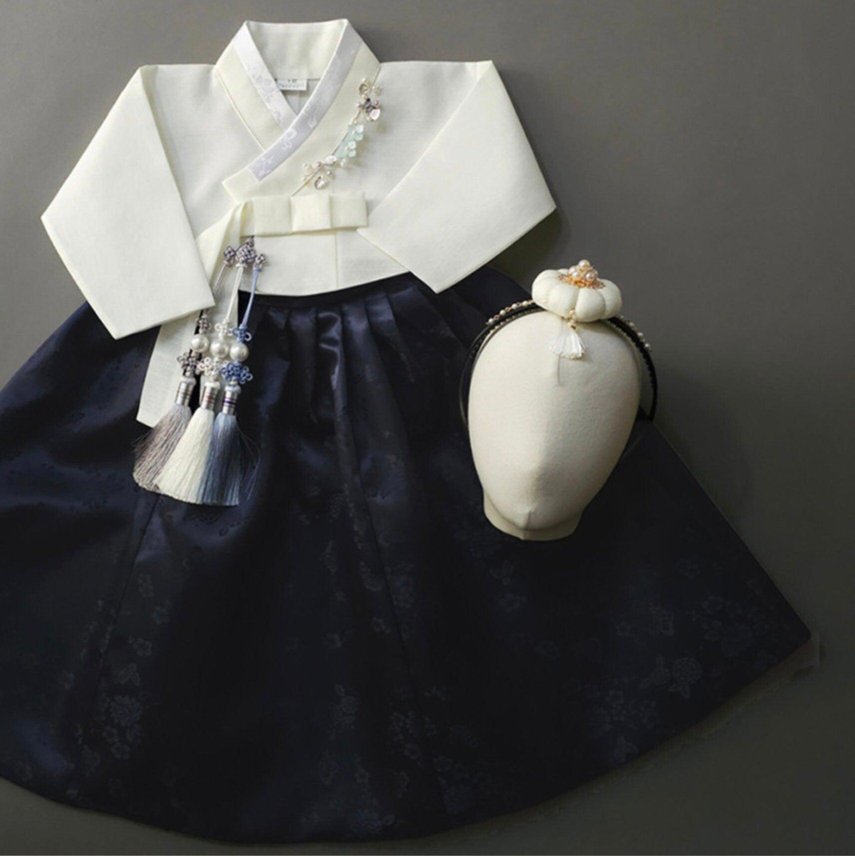 Heejin Ivory Navy Girl Hanbok (100D-15YR) - Native Korean