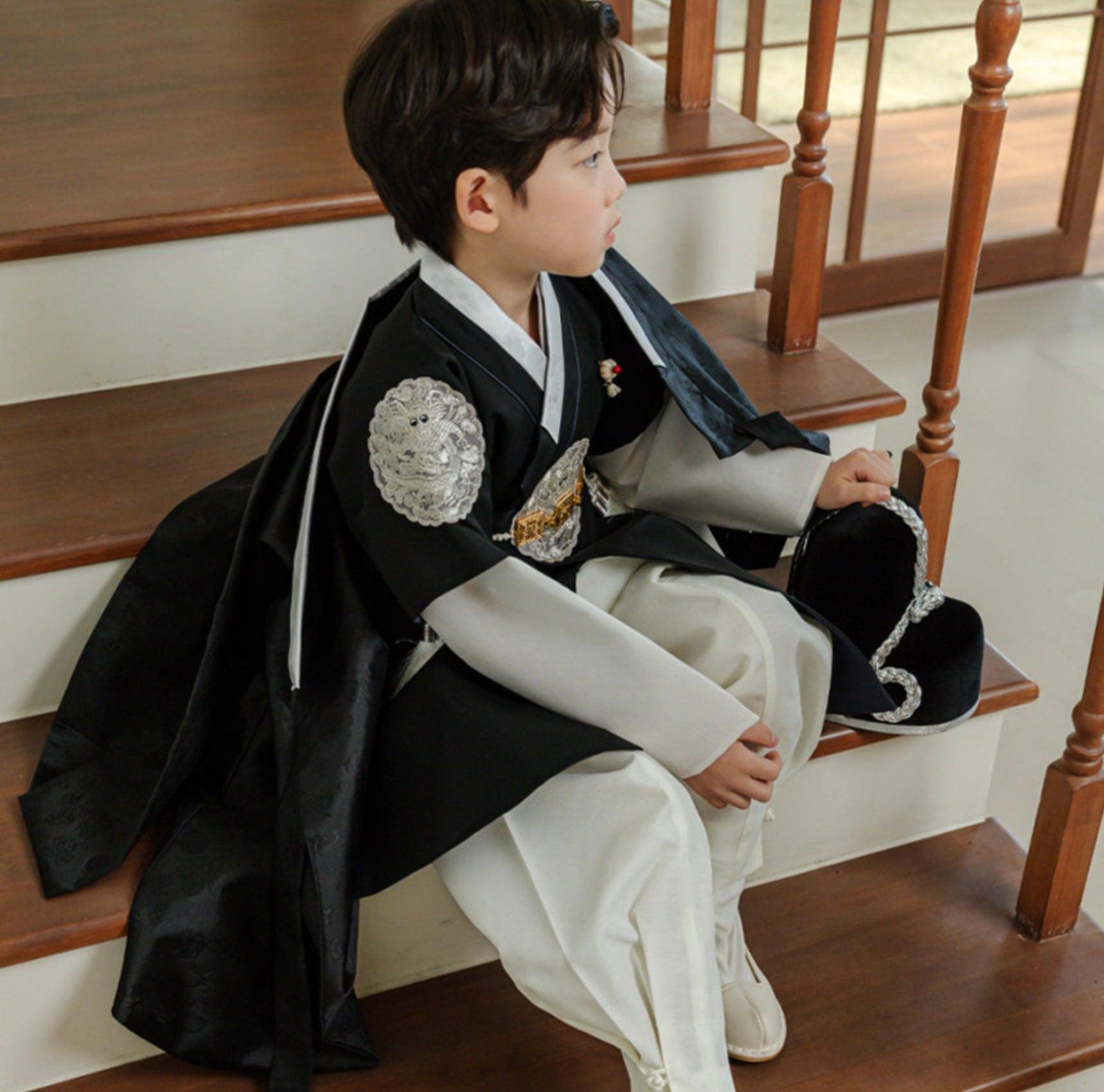 Hyungoon Black Boy Hanbok (100D-10YR) - Native Korean