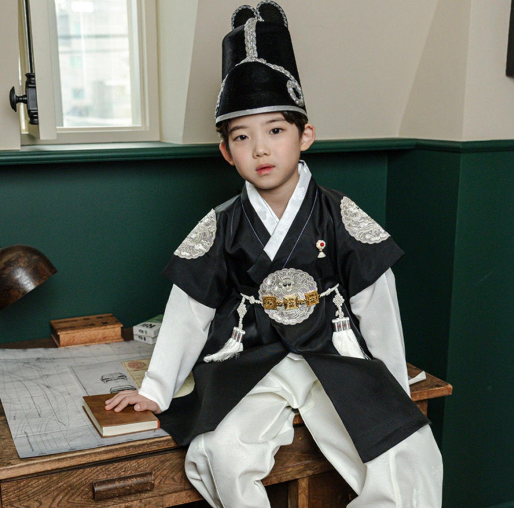 Hyungoon Black Boy Hanbok (100D-10YR) - Native Korean