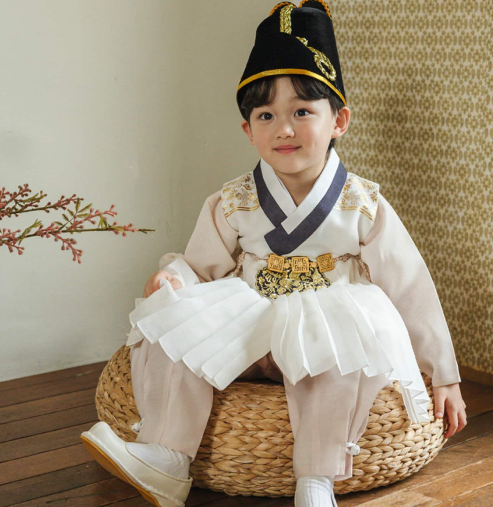 Hyungoon Vest Ivory Boy Hanbok (1-9YR) - Native Korean