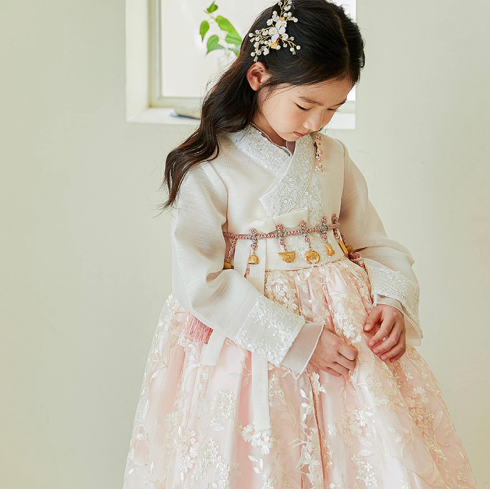 Soyoul Lace Dress Girl Hanbok (100D-8YR) - Native Korean