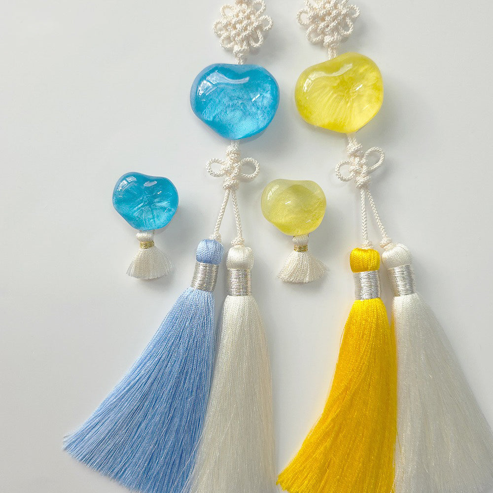 Pebble Duo Tassel Norigae