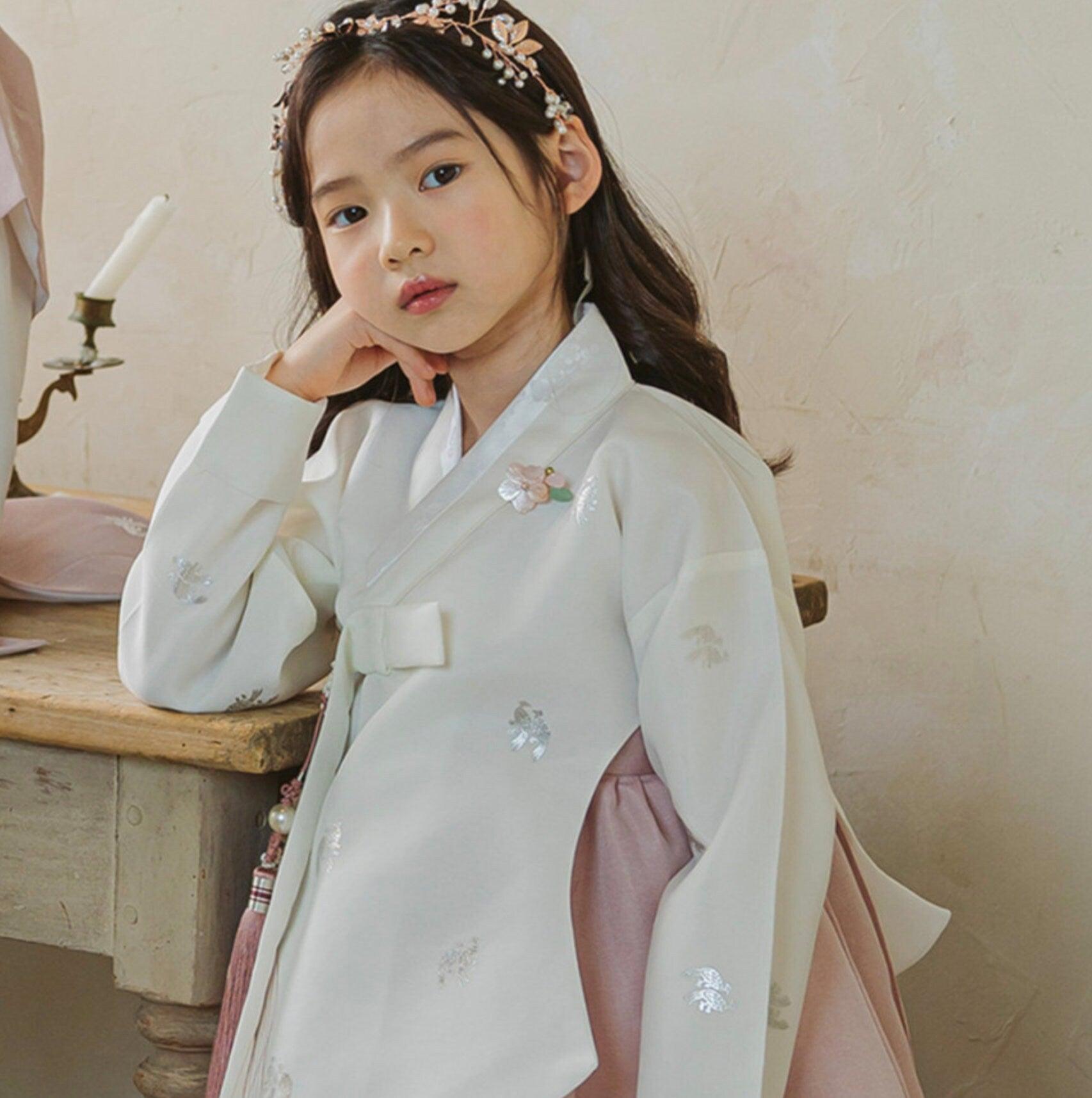 Iseo Indie Pink Girl Hanbok (100D-15YR) - Native Korean