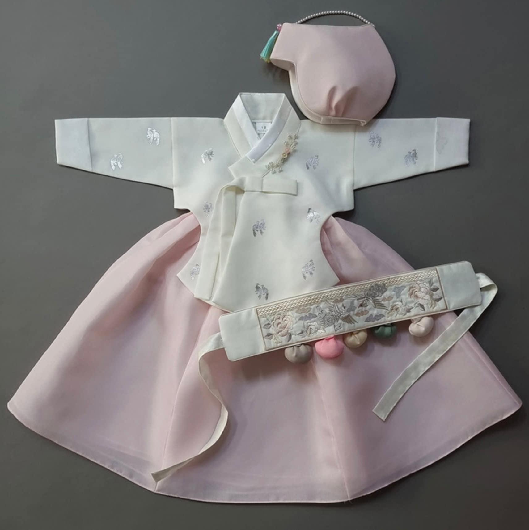 Iseo L.Pink Girl Hanbok (100D-15YR) - Native Korean