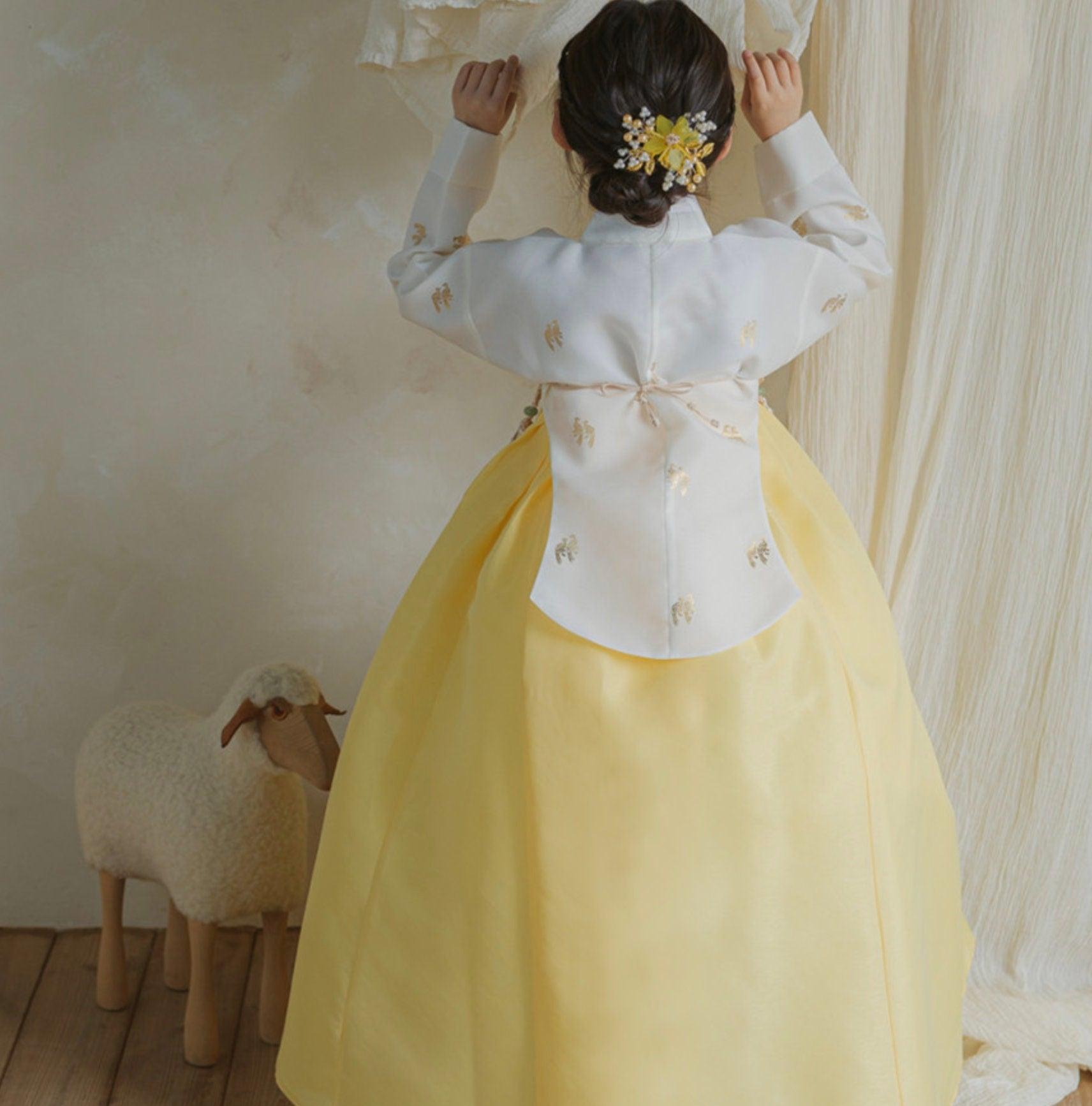 Iseo White Yellow Skirt Girl Hanbok (100D-15YR) - Native Korean