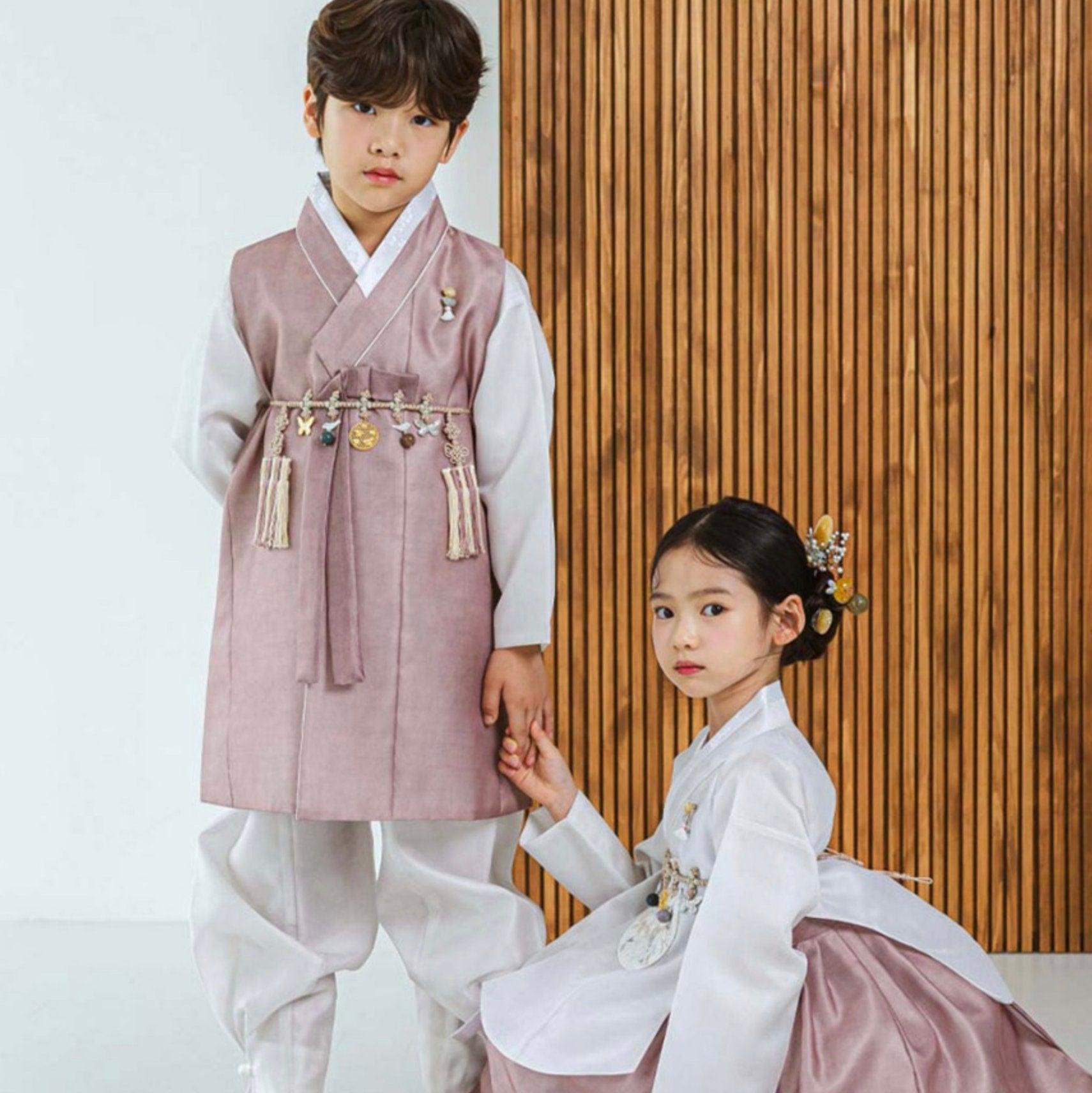 Jaehee Brown L.Beige Boy Hanbok (100D-10YR) - Native Korean