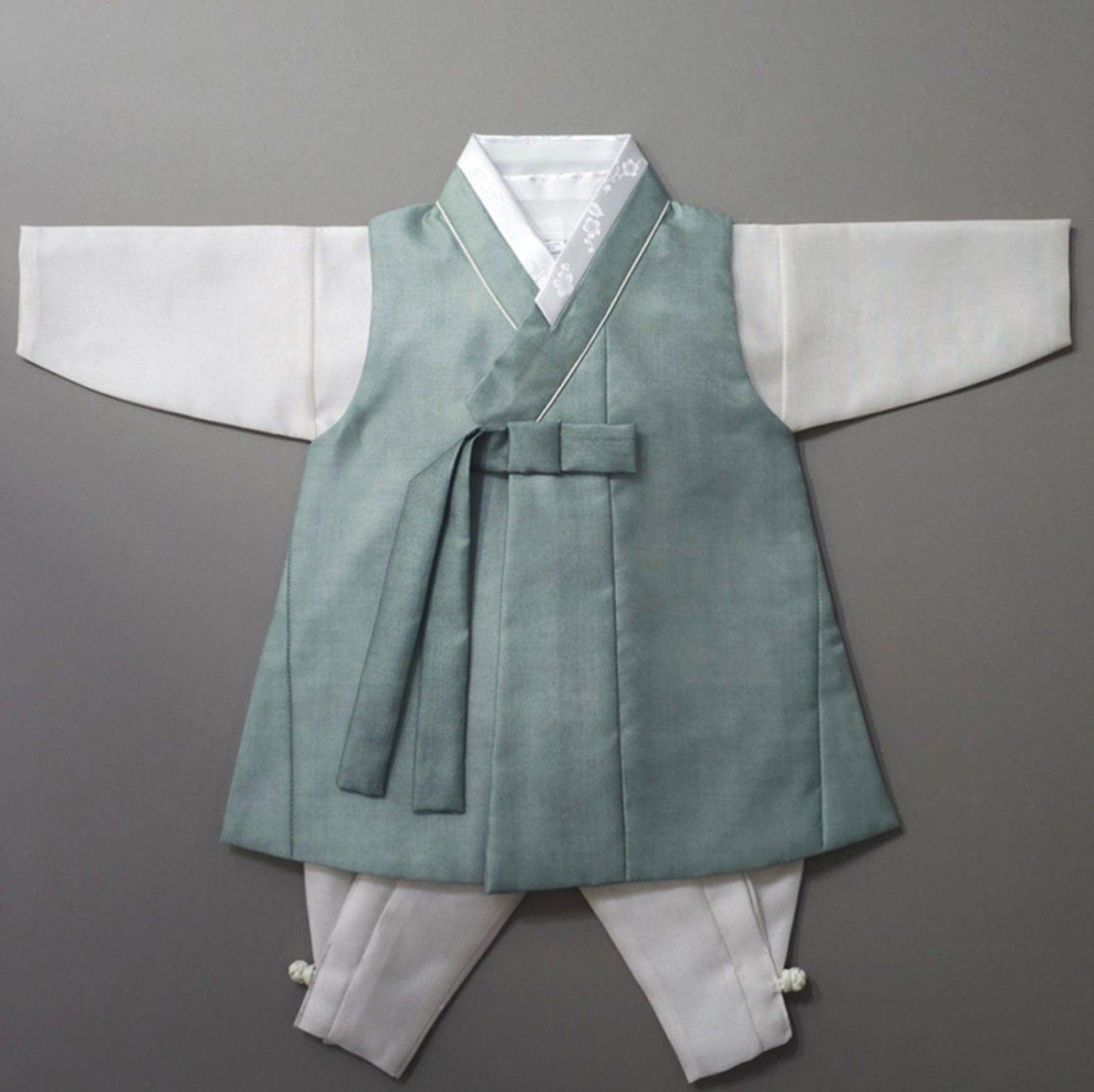 Jaehee Green L.Beige Boy Hanbok (100D-10YR) - Native Korean