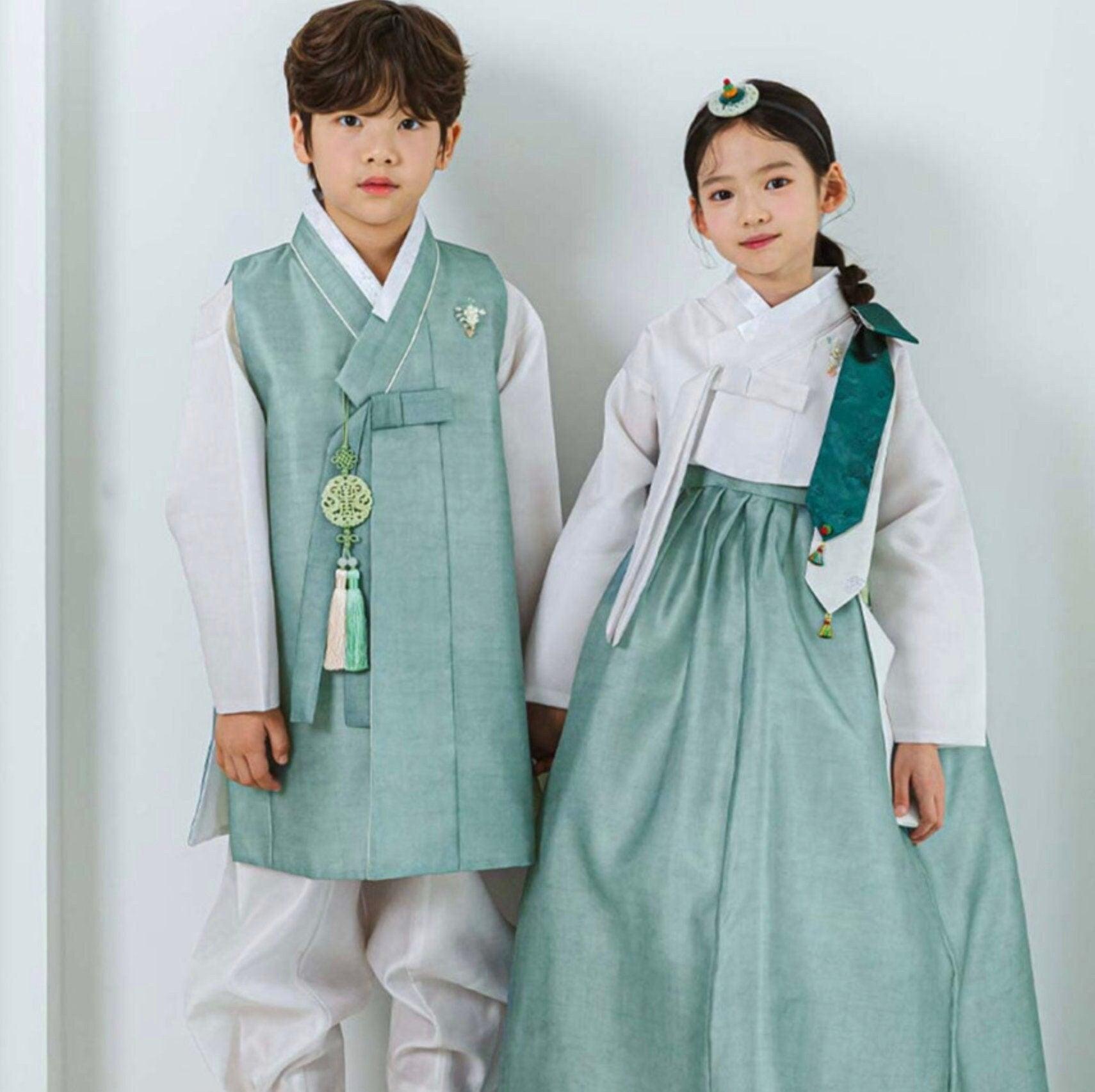 Jaehee Green L.Beige Boy Hanbok (100D-10YR) - Native Korean