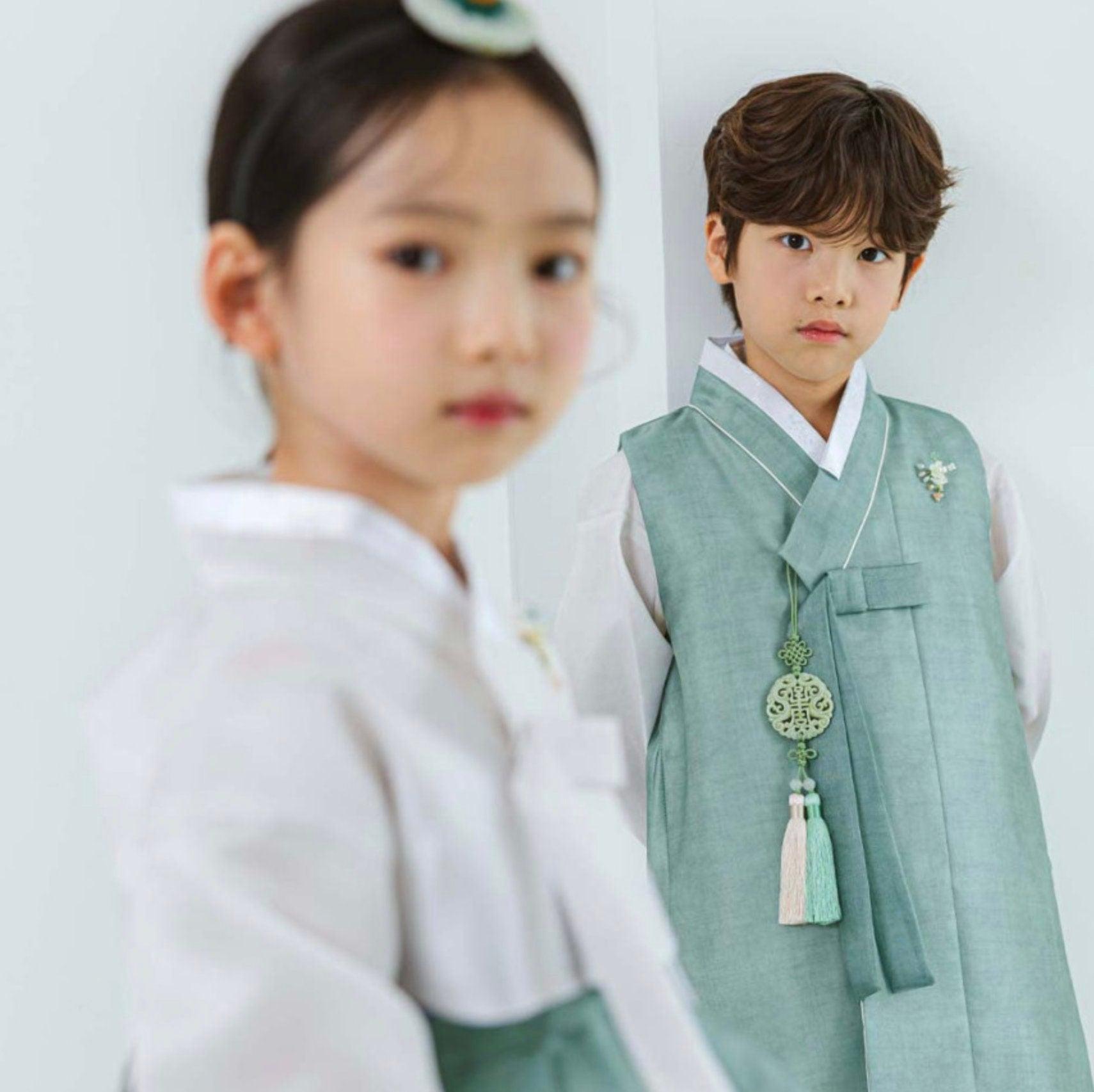 Jaehee Green L.Beige Boy Hanbok (100D-10YR) - Native Korean