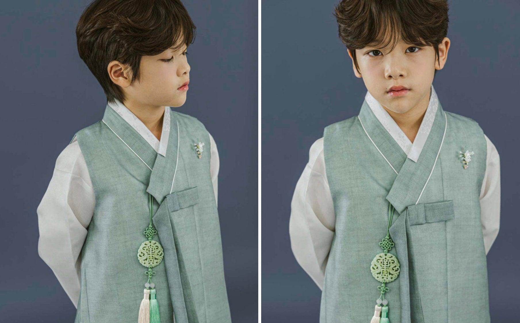 Jaehee Green L.Beige Boy Hanbok (100D-10YR) - Native Korean